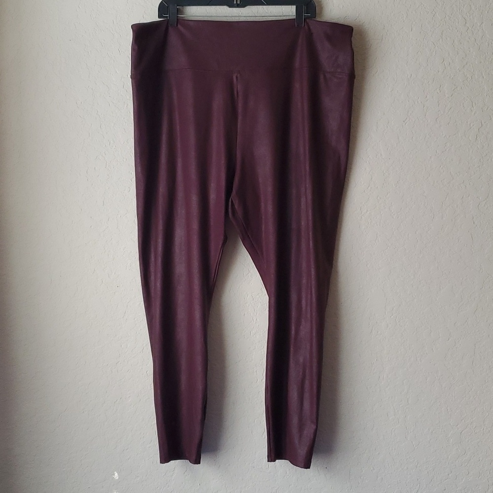 4/$20 Women's Simply Vera Vera Wang High Rise Faux Leather Shaping Leggings 2X…